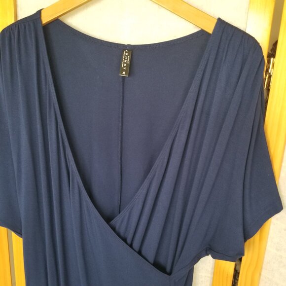 Made by Johnny Wrap Top Size XL Navy Blue Bat Wing Sleeves Side Rouching - Picture 3 of 9